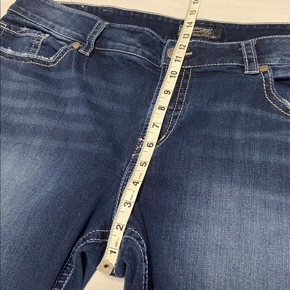 Silver Jeans Co. Suki Mid Rise Curvy Fit Bermuda Jean Shorts Size plus 22 x 11” - Picture 8 of 9